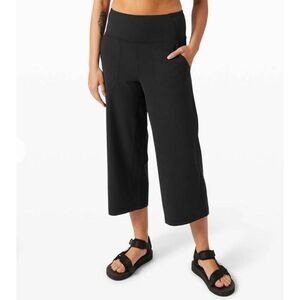 Lululemon Align Wide Leg Crop Size 10